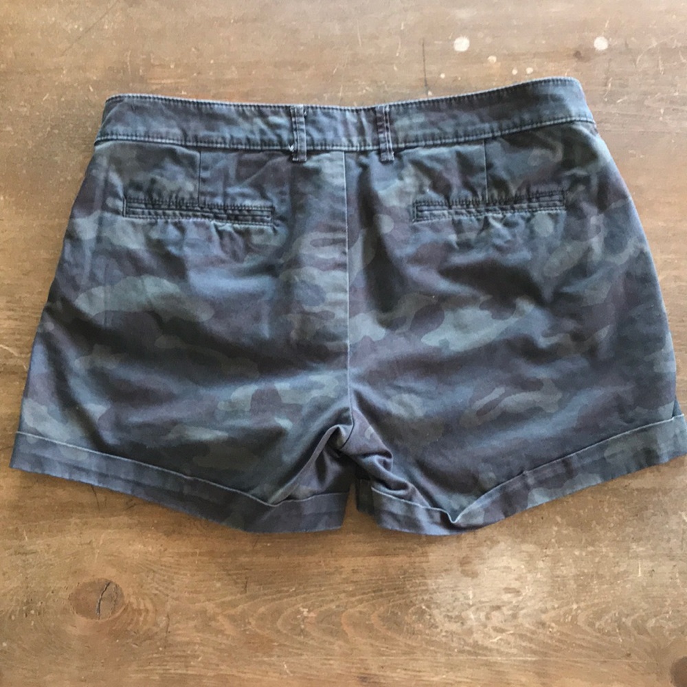 Shorts - Army Style - Picture 2 of 4